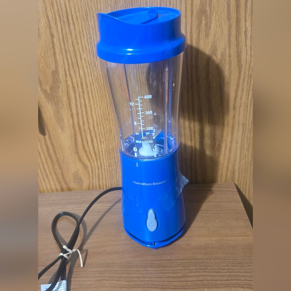 Hamilton Beach Vibrant Blue Blender
